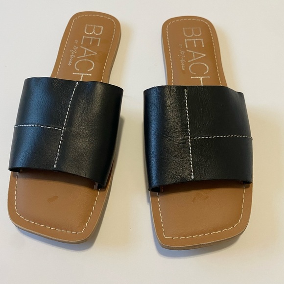 Beach by Matisse Black Slide Sandals - Picture 2 of 4